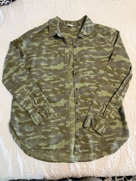 Caslon Tops - Caslon Olive Green Camo Button-Up Shirt